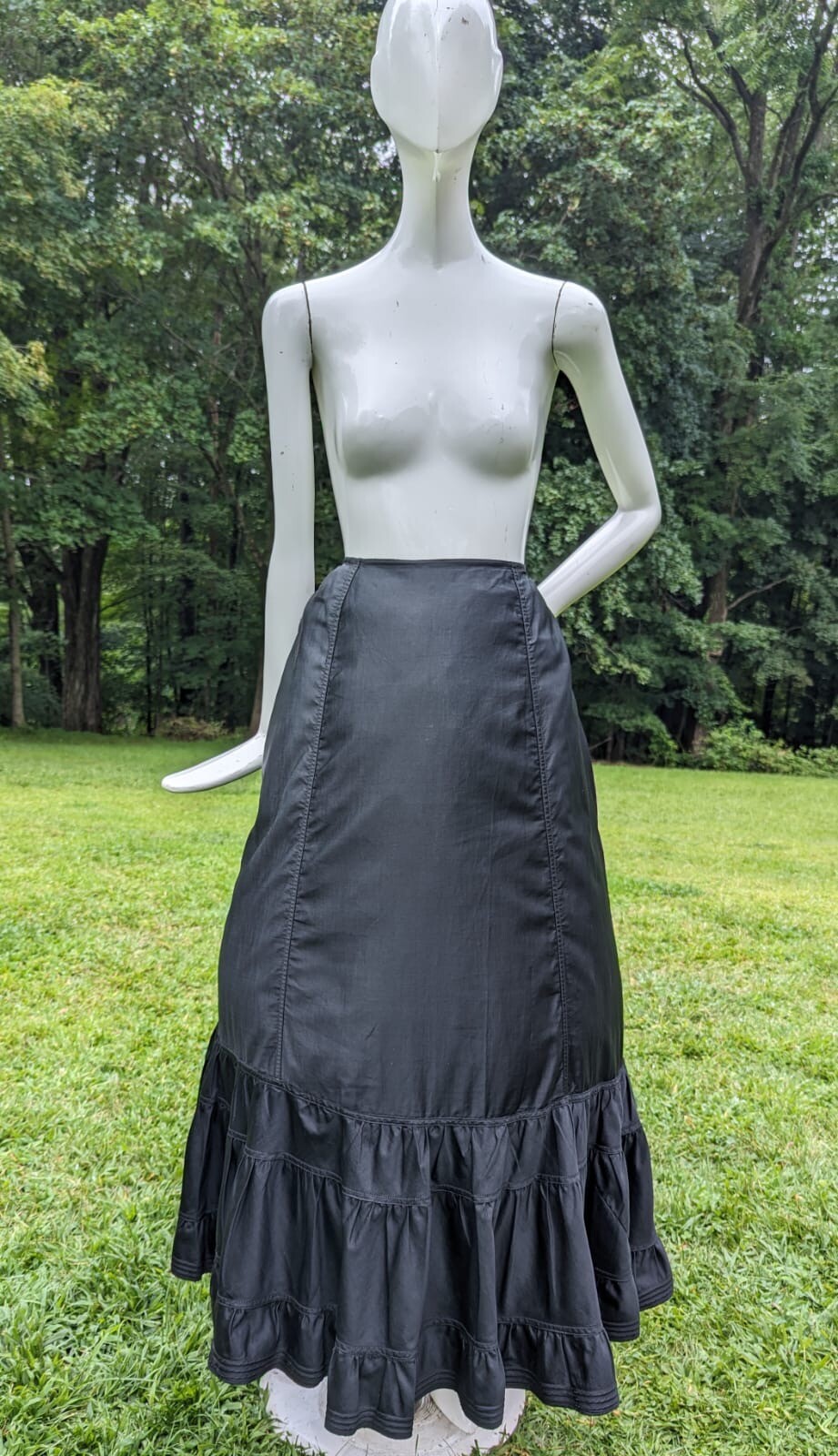 VICTORIAN BLACK POLISHED COTTON PETTICOAT SKIRT W FLOUNCED BOTTOM RUFFLE & LABEL