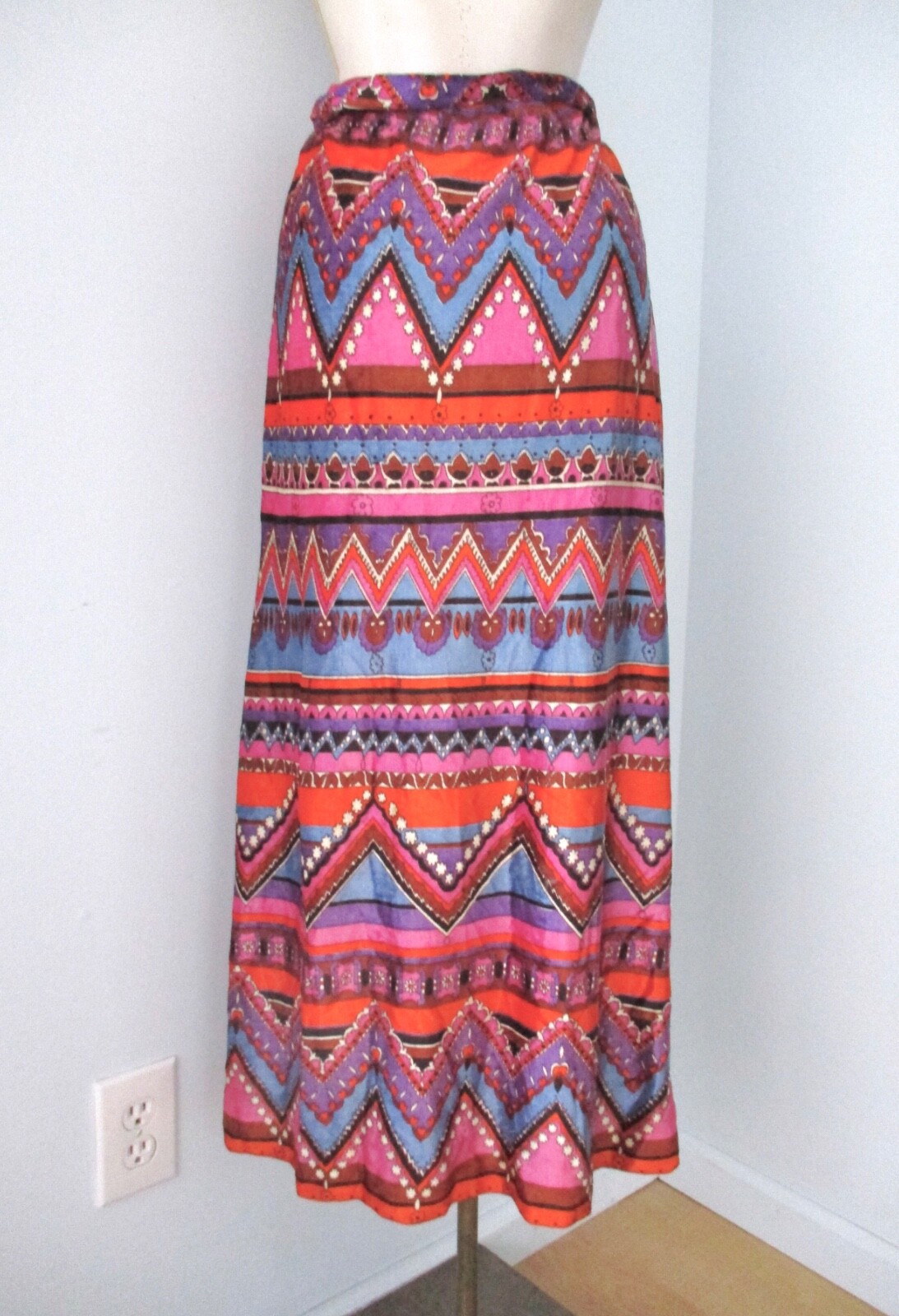 Vtg 70s silky velvet wild pink purple blue geometric maxi hostess skirt belt M