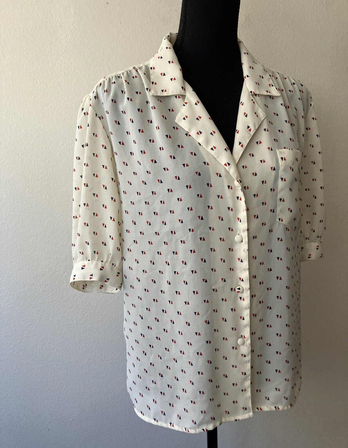 Vintage ’80s Laura & Jayne Short Sleeve Button Down Blouse Sheer Geometric Large