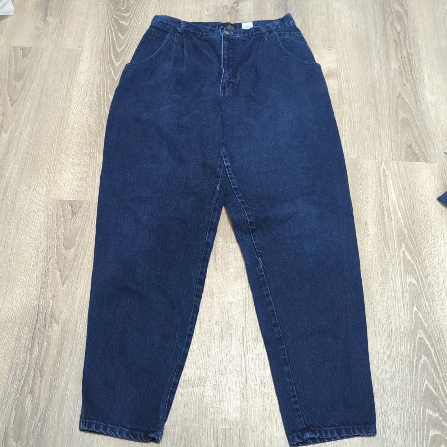 Vintage Sasson 16W High Waisted Mom Jeans Dark Wash Pleated Tapered Leg 487