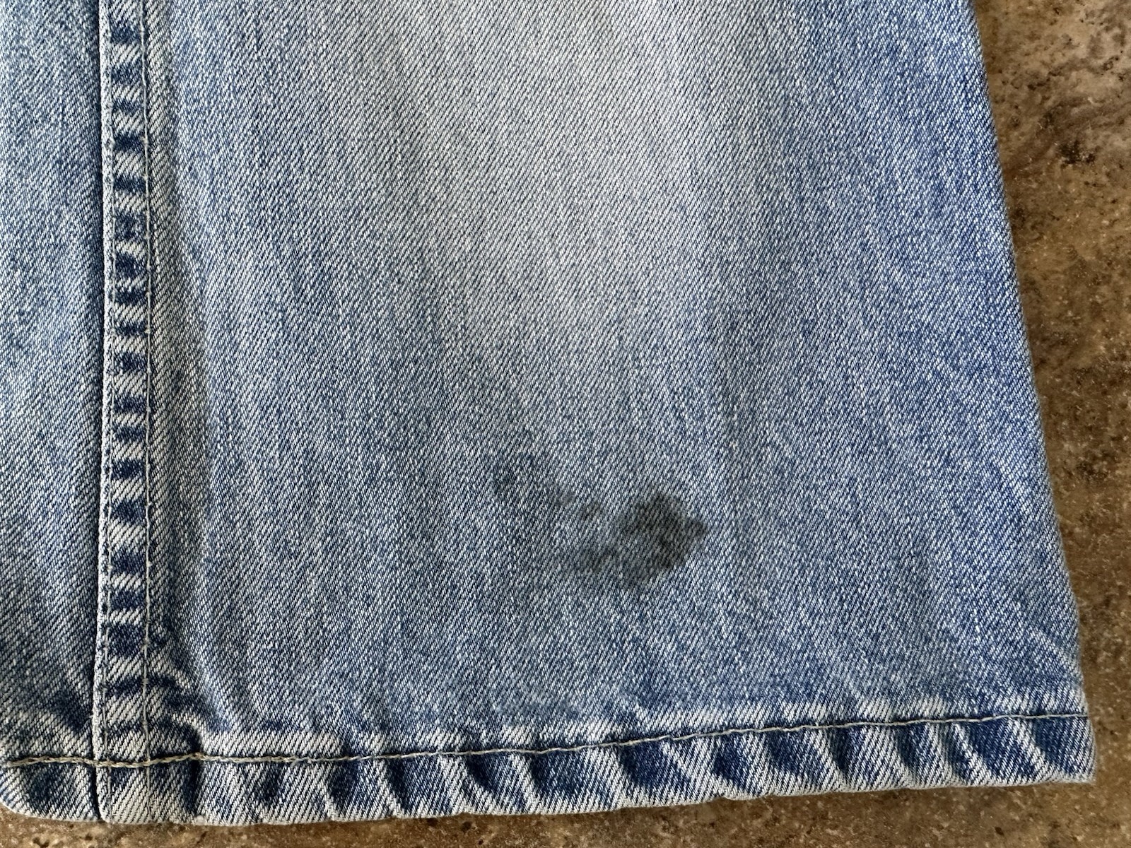 90s Silver Tab Levi’s Loose Fit Womens Size 7M Light wash Vintage 30×32 Blemish