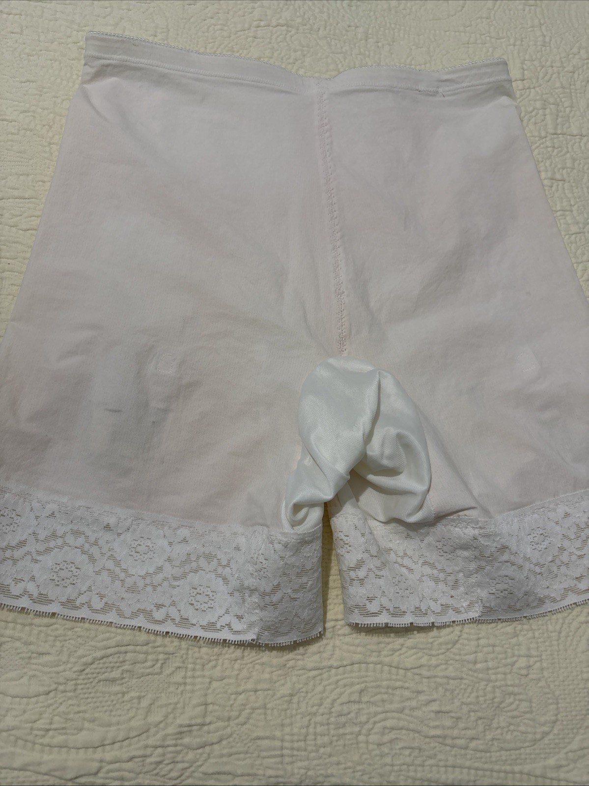 Vintage Girdle Shorts Garter Tabs Pale Pink White Lace ￼Sz S/M