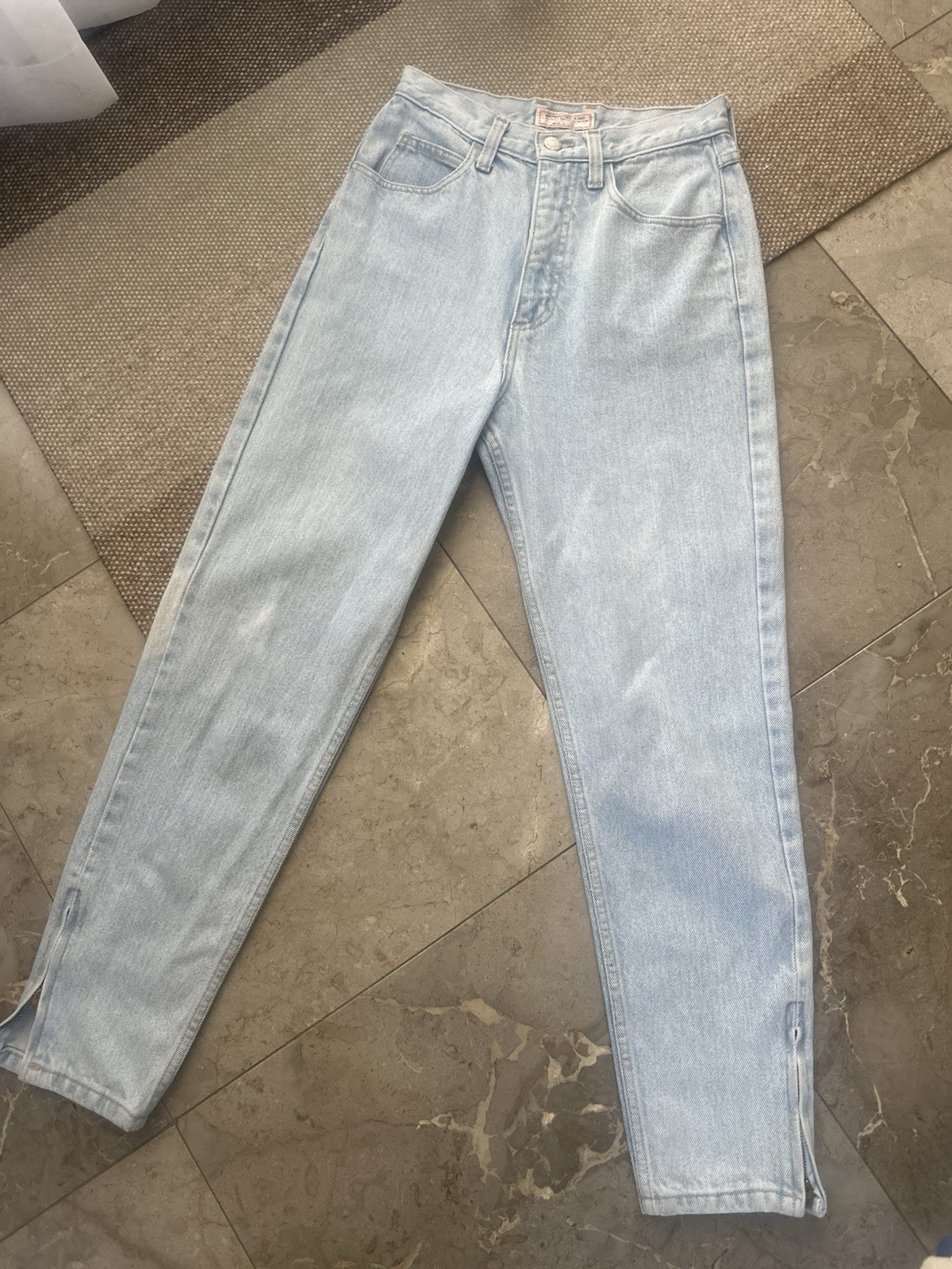 Vintage Guess DENIM JEANS Medium Wash Tapered High Waist 25 W X 27 L Zip Hem