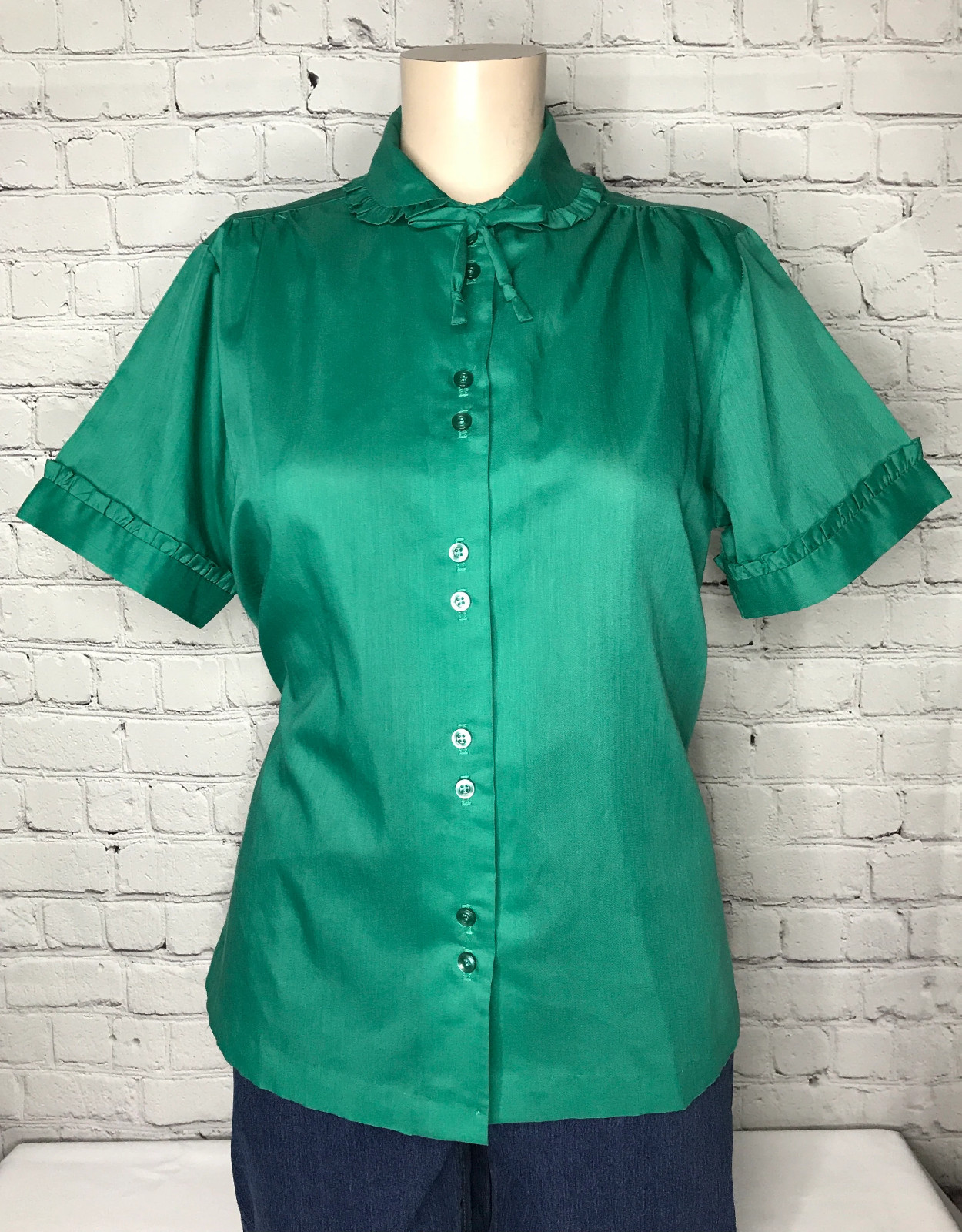 Vintage MCM 1970s Land N Sea Green Ruffled Collar Blouse FR Size 36 Dress Shirt