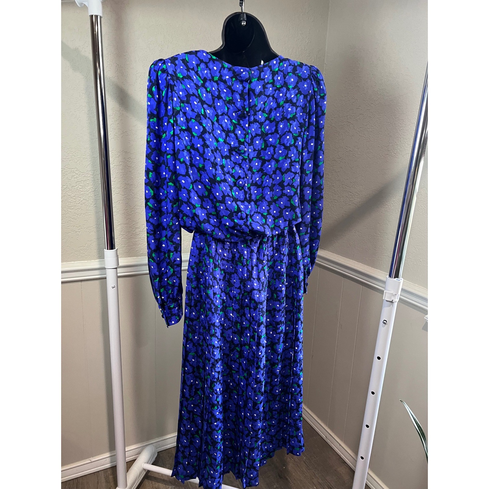 Raul Blanco Silk Dress Womens 4 Blue Floral Vintage with belt Pleated Midi 80s