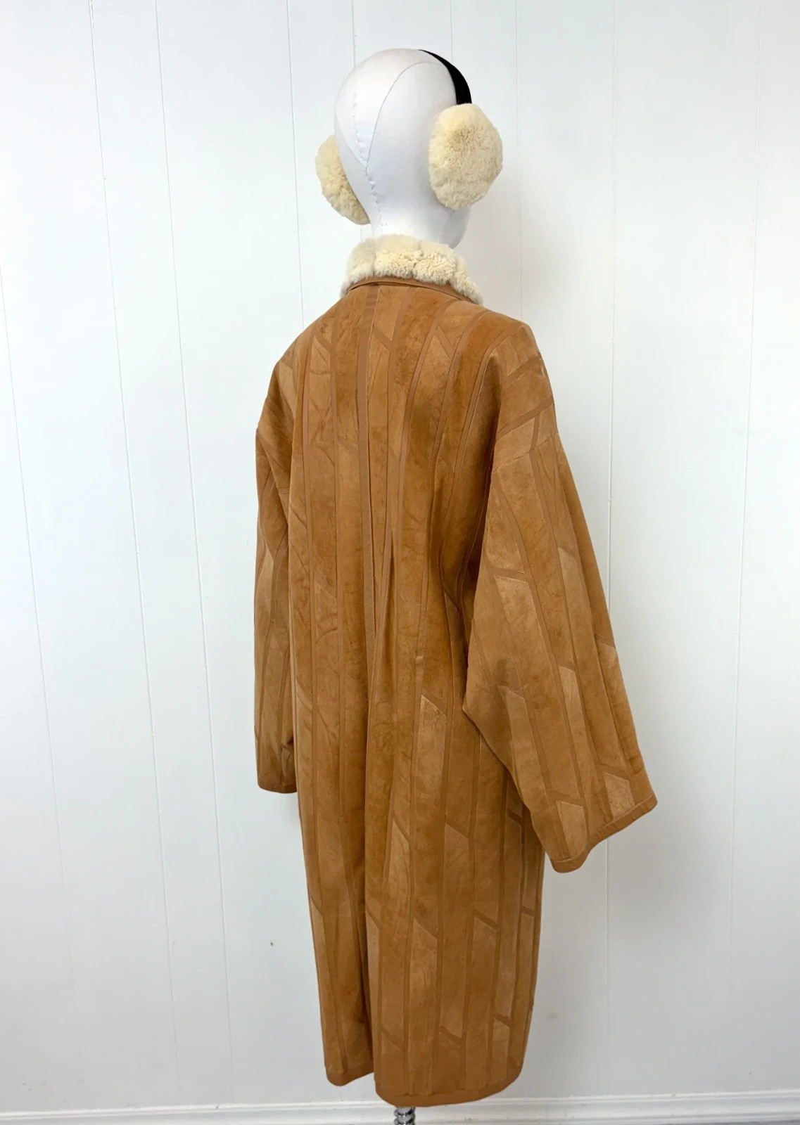 Vintage 1970s 80s Krizia Italy Brown Suede Leather Chinchilla Fur Coat Jacket