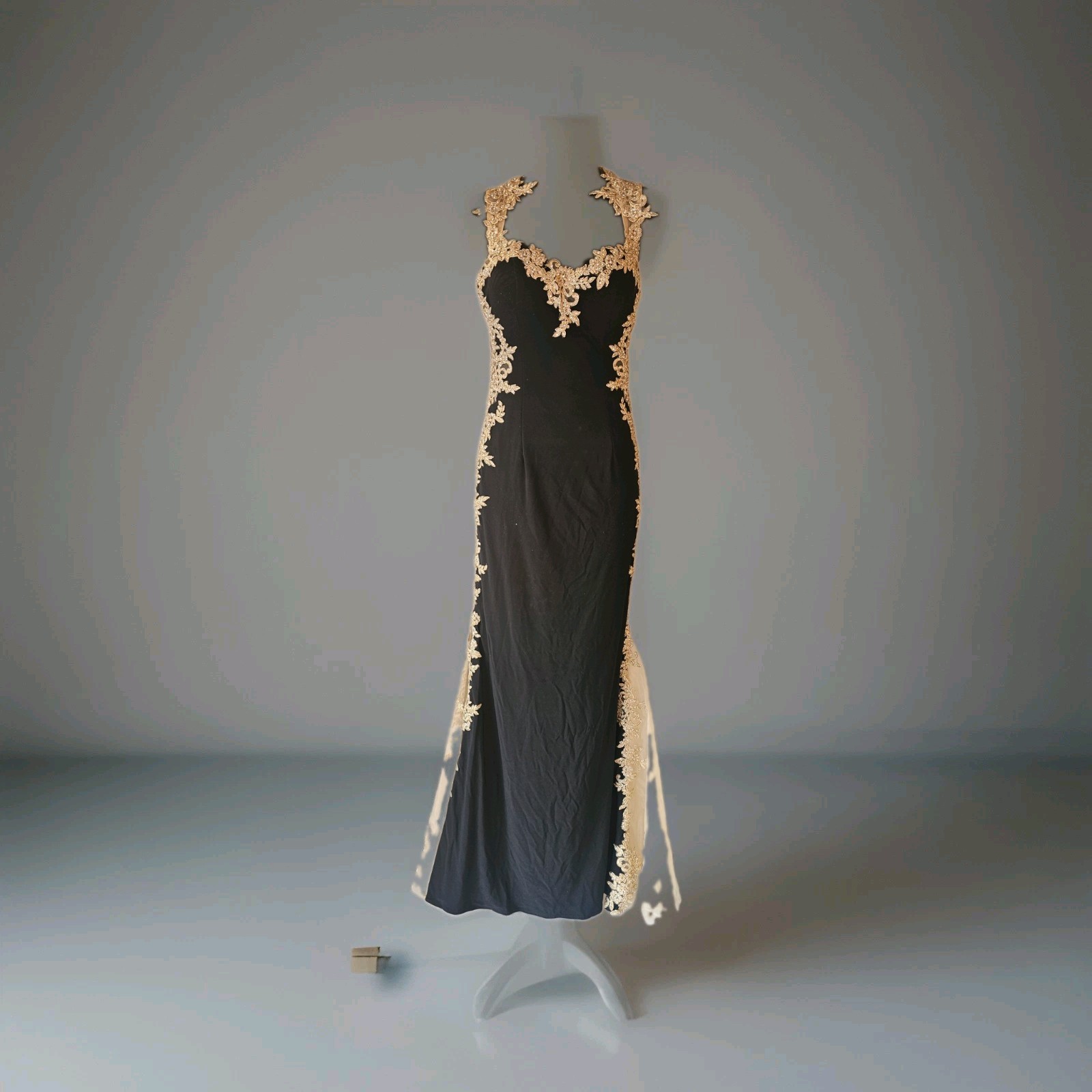 Vintage Small Sized Embroidered Eureka Formal Elegant Dress