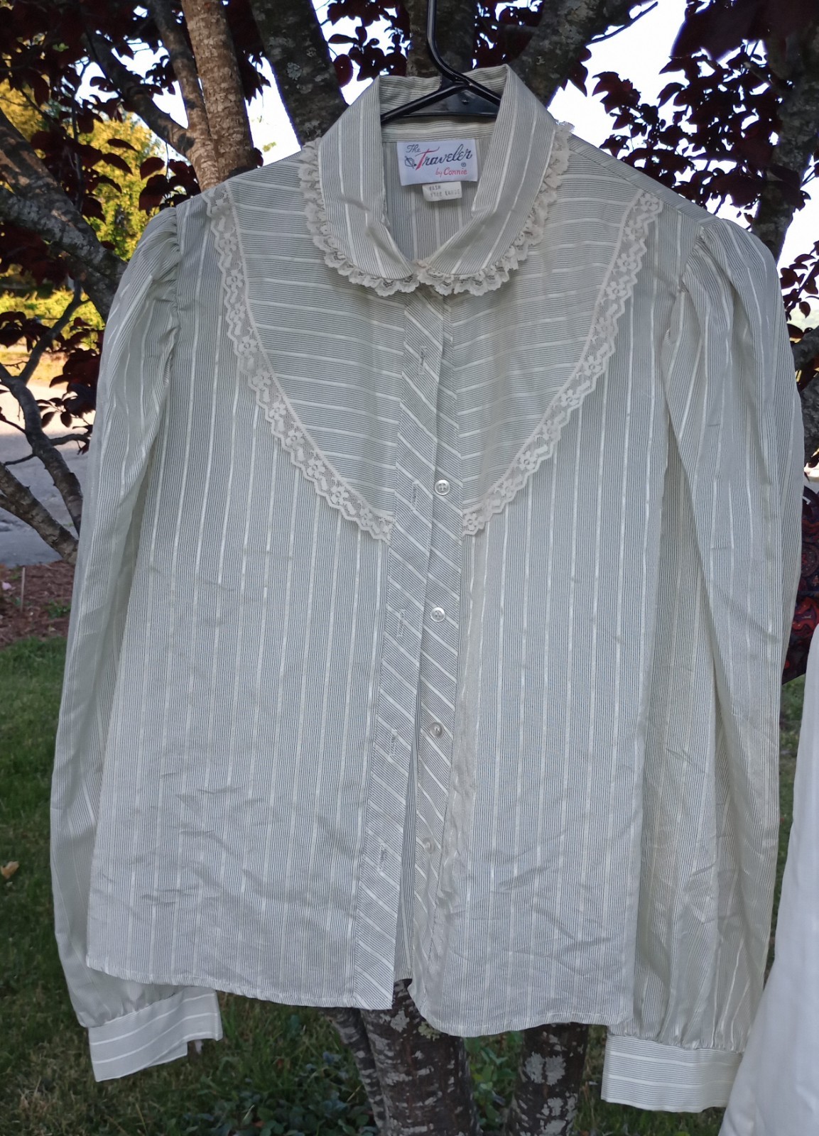 70’s-early 80’s Women’s Delicate Stripe Blouse Size M