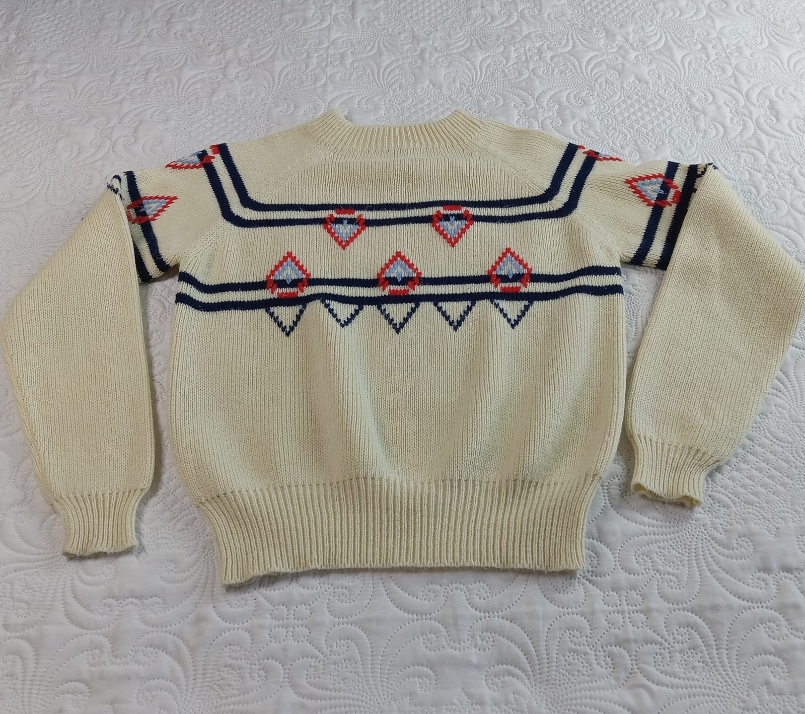 JC Penney Acrylic Sweater Womens L 16/18 (XL) Geo Striped Ivory Blue Red Vtg EUC