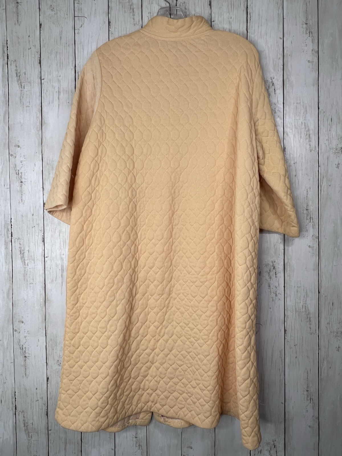Vintage Quilted Peach Robe Embroidery Pockets No Size Button Polyester Imperfect