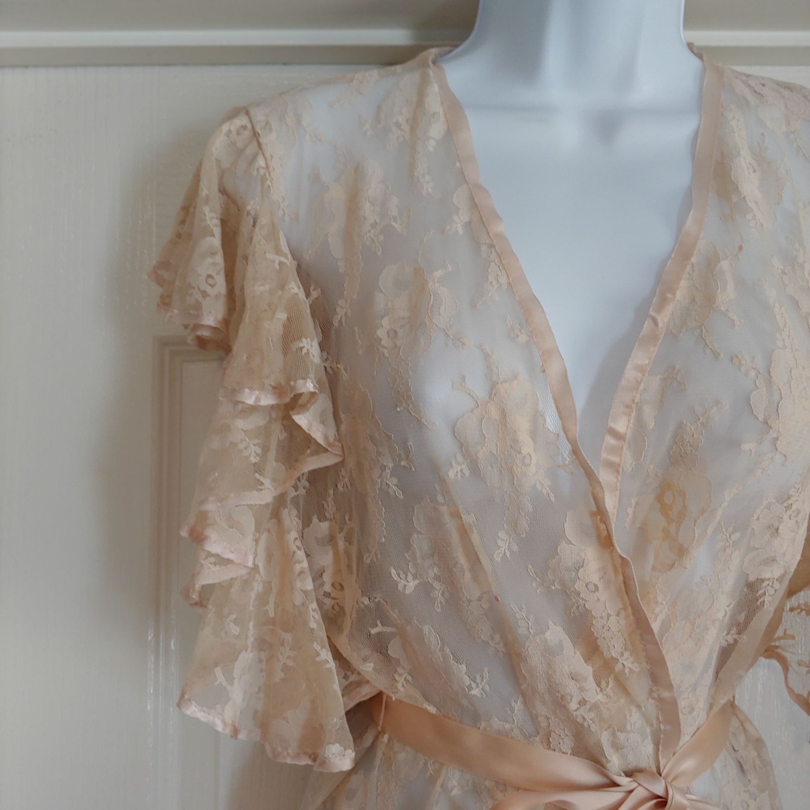 Vtg Emil Bole Lace Wrap Lace Blush Lingerie Boho Fairy Sleeve Boudoir Romantic S