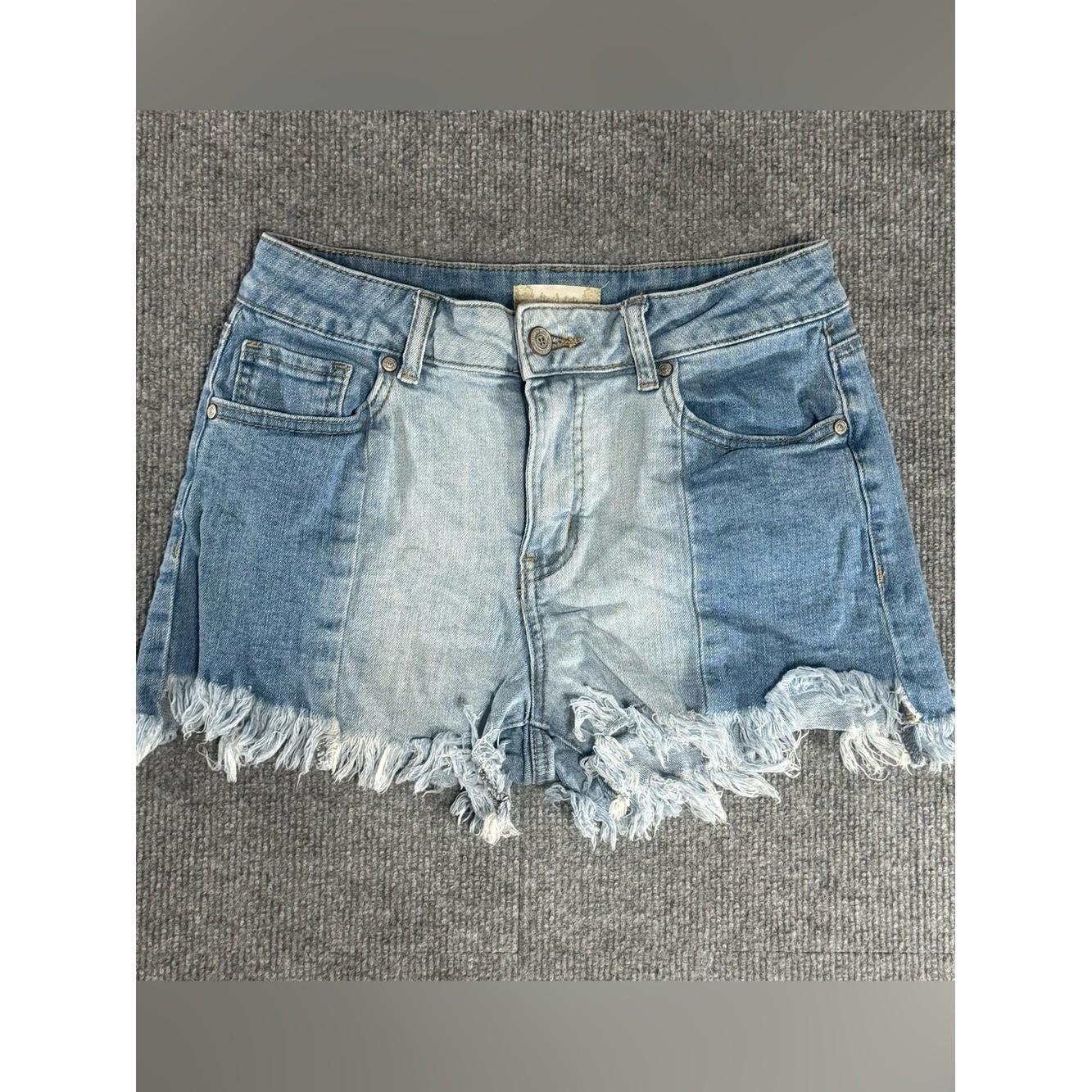 Altar’d State Two Tone Patchwork Denim Shorts Boho Festival Y2K Indie Retro 26