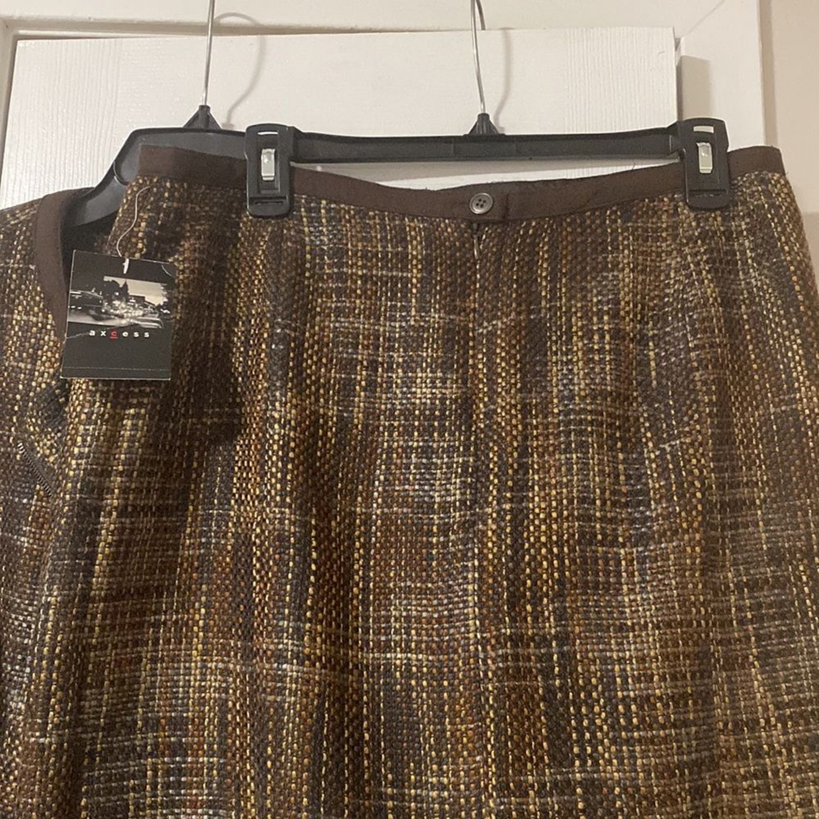 NWT Axcess Knit Checker Brown Skirt Suit Set – Size 10
