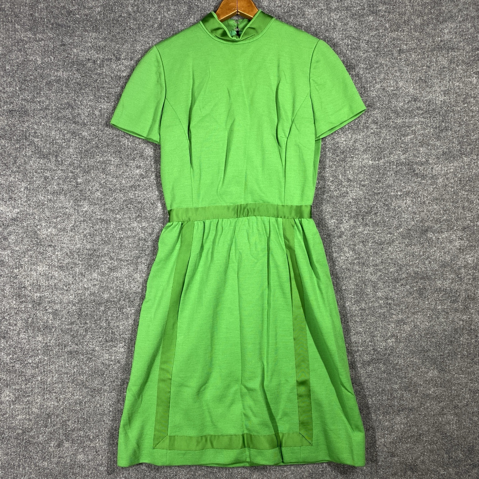 VINTAGE 60s Mod Pop Art Short Sleeve Shirt Dress Polyester Sz 14 Green Mock Neck