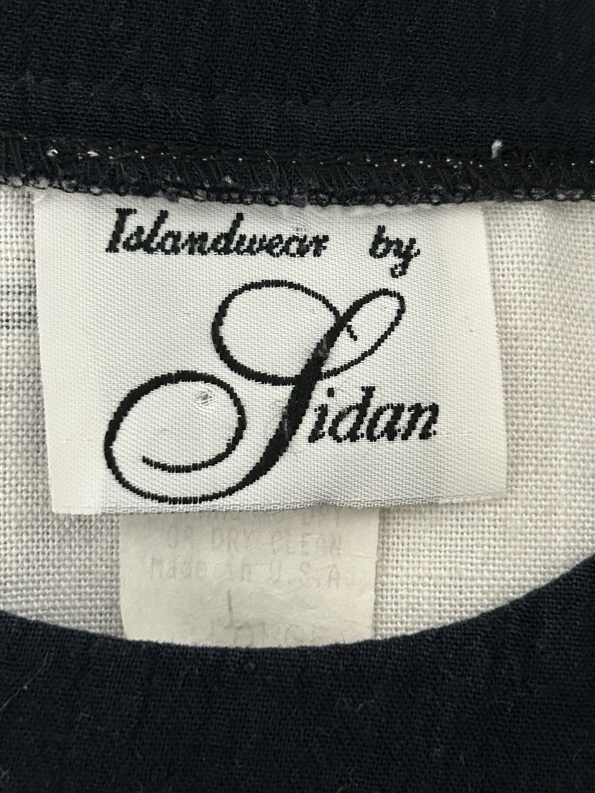 VTG Islandwear by Lidan Women’s Asian Inspired Print Button Down Sides Dress (L)