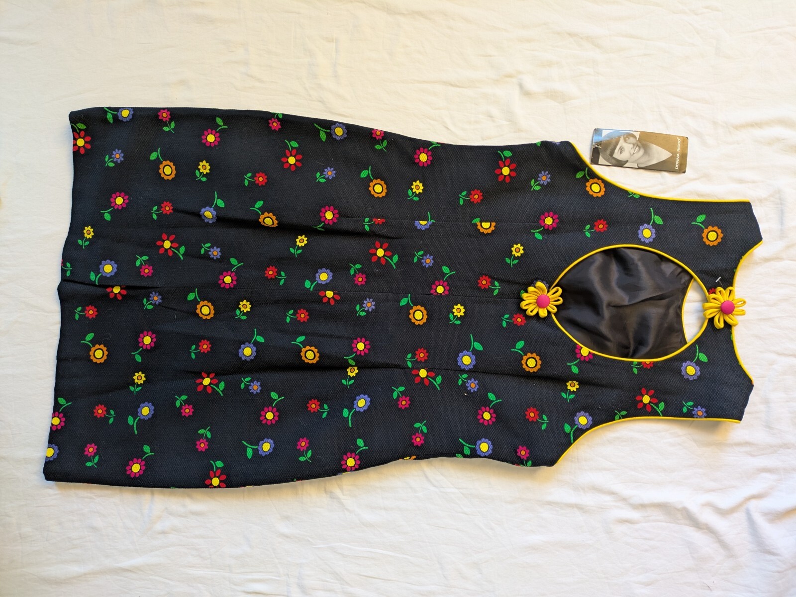 Vintage 90s Y2K Donna Ricco Retro Floral Sheath Dress Daisy Keyhole Back 12 HTF