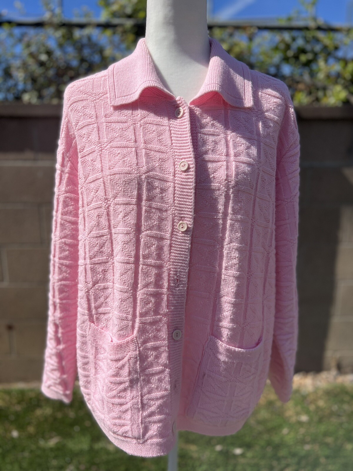Vintage Billie Jo M Crochet Sweet Pink Long Sleeve Knit Cardigan Sweater USA