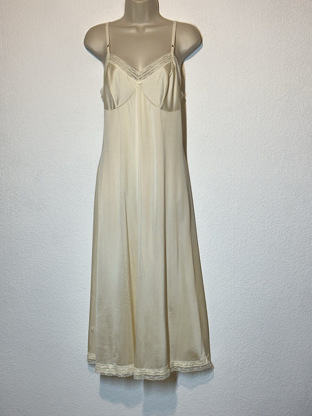 Vintage Jenelle of California Slip Dress 34 Tall Ivory Lace Coquette Cottagecore