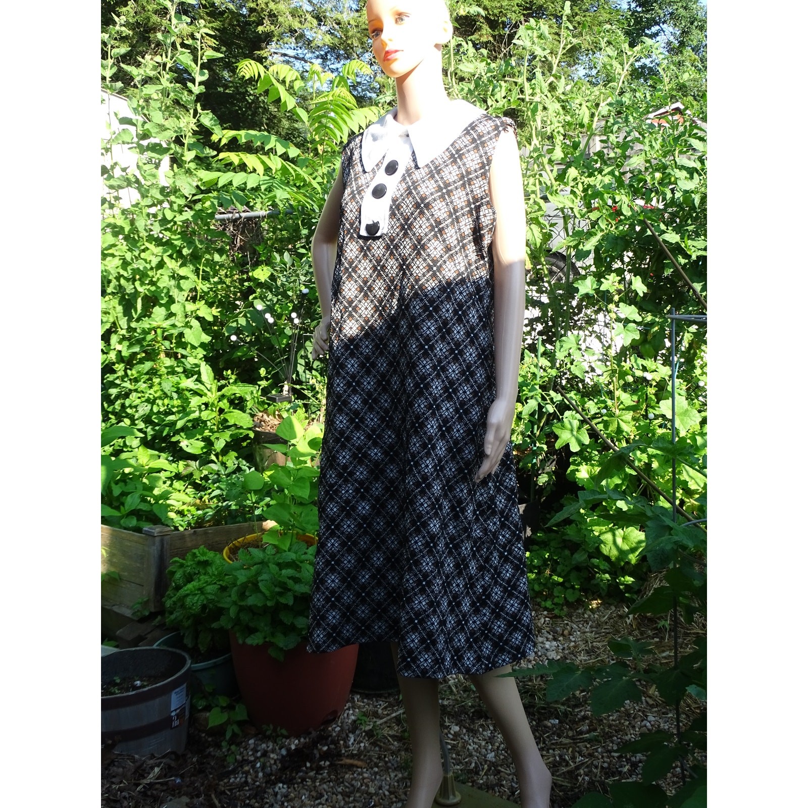 True Vintage 70s Plaid Dress XL 16 18 Dark Academia White Contrast Collar