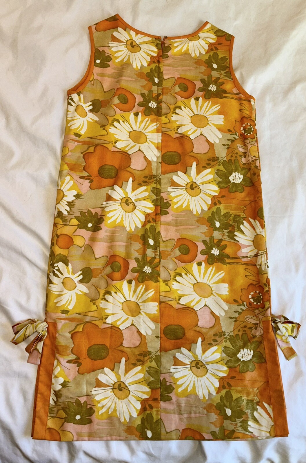 Vintage 60s 1960s Flower Power Dress by Banberry Cross Mod Hippie Twiggy