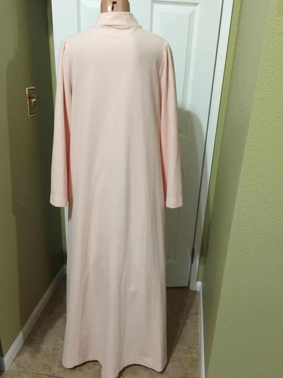 Vintage fleece robe warm soft pink long 3/4 zip front embroidered size L