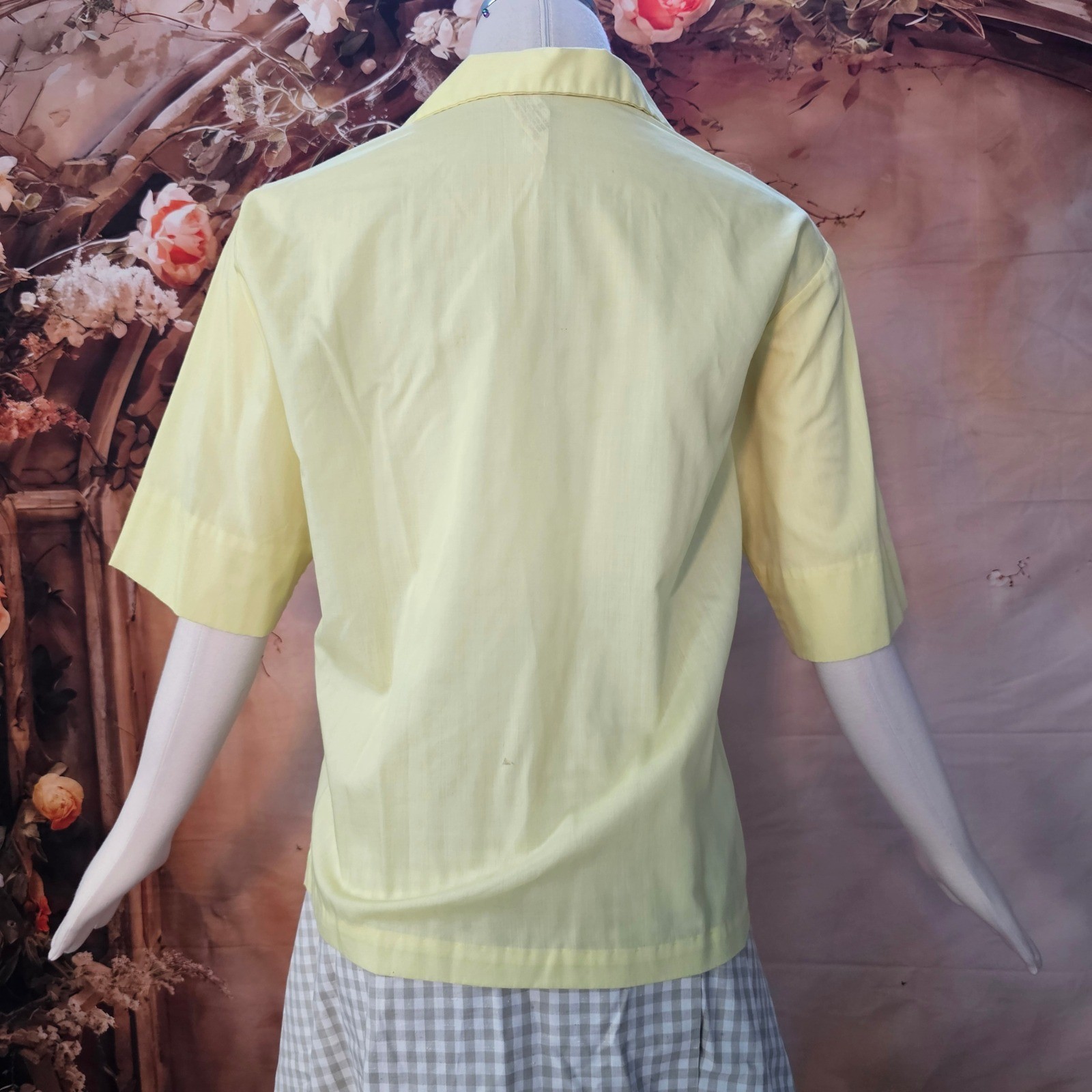 Vintage 1960s Yellow Button Down Blouse Short Sleeve Dacron Cotton Shirt Size 38