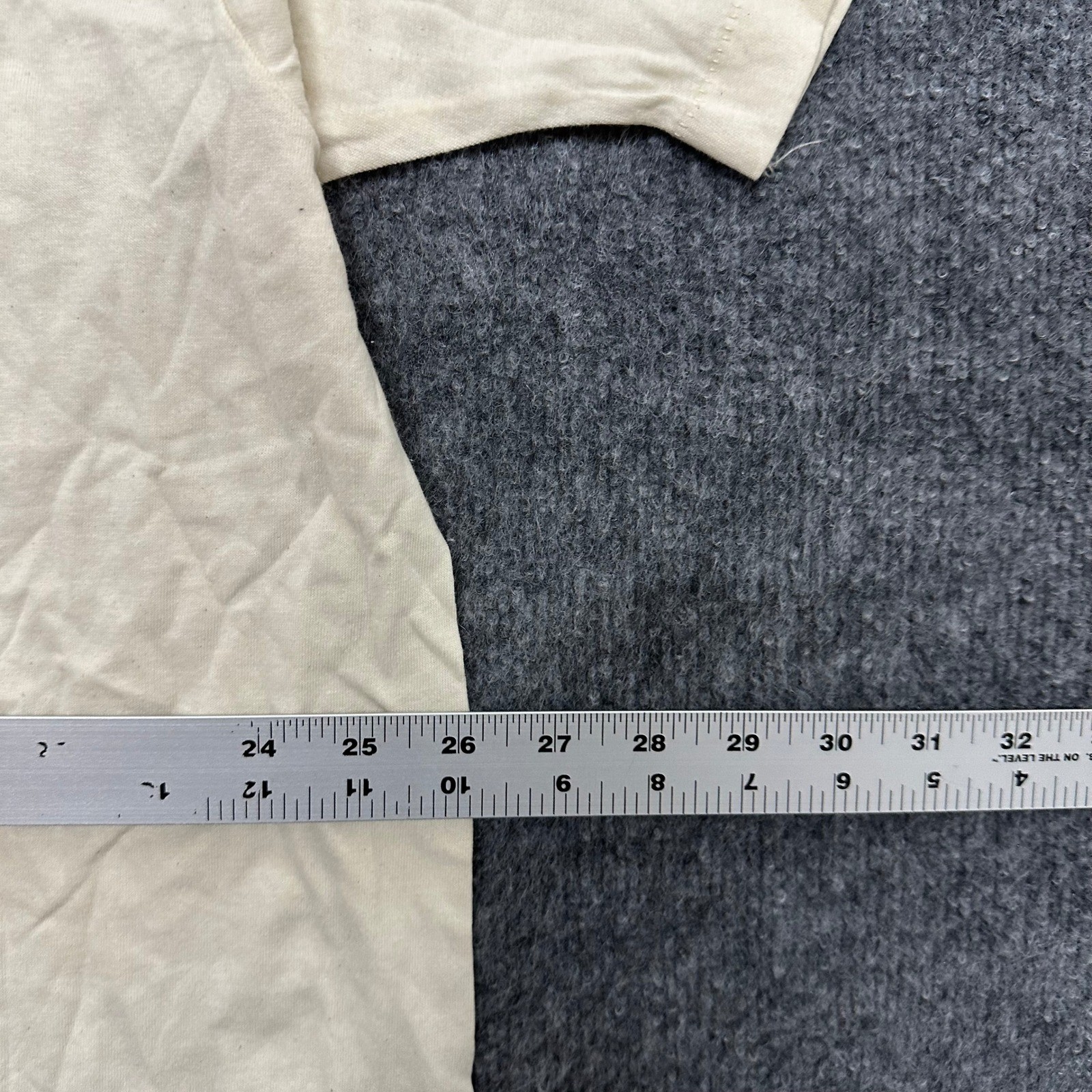 Hanes T-shirt Womens Size 2X Cream Cotton Vintage Made in USA Plain Basic Tee