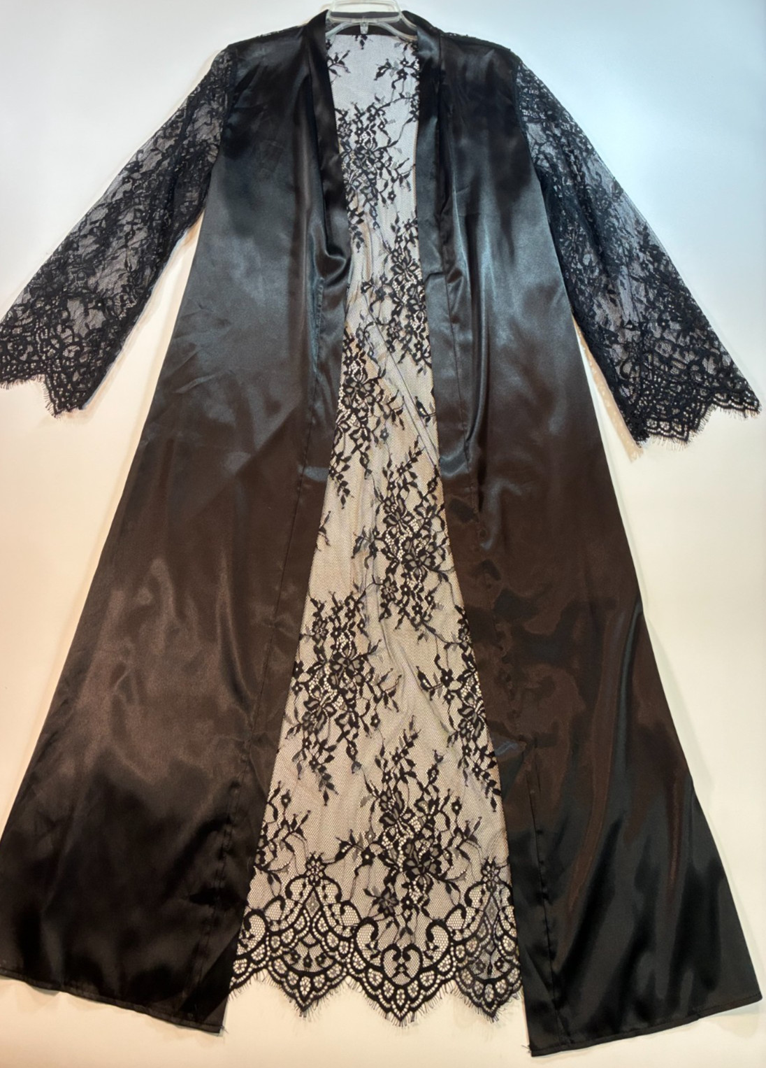 Long BLACK LACE ROBE Medium SWEEP WRAP POINT Hem Sleeve GOTH Open Front Duster
