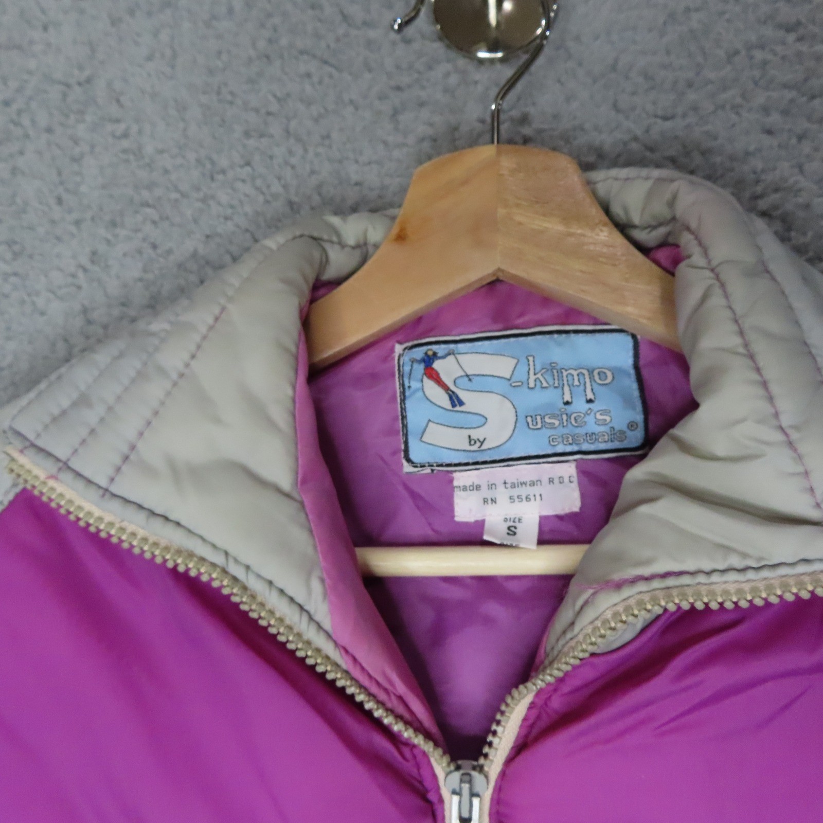 Vintage 80s Puffer Ski Jacket Womens Small Pink Colorblock Zip Off Sleeves Vest