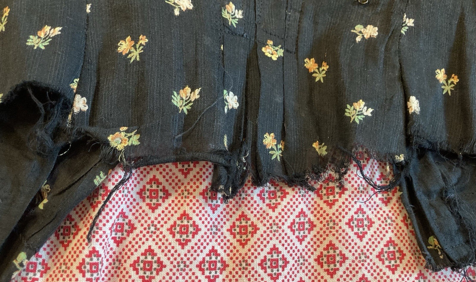 Vintage 1890s 1900s Victorian 2 pc dress print w little flowers