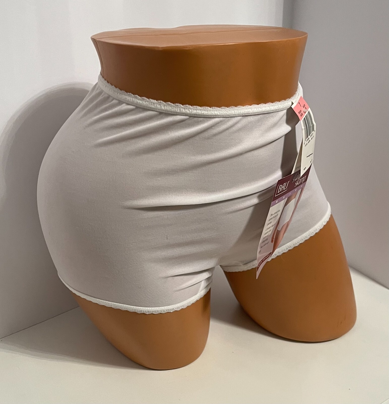 Vintage Bali Brief Full Cut 7 White Skimp Skampi Hips 40-41