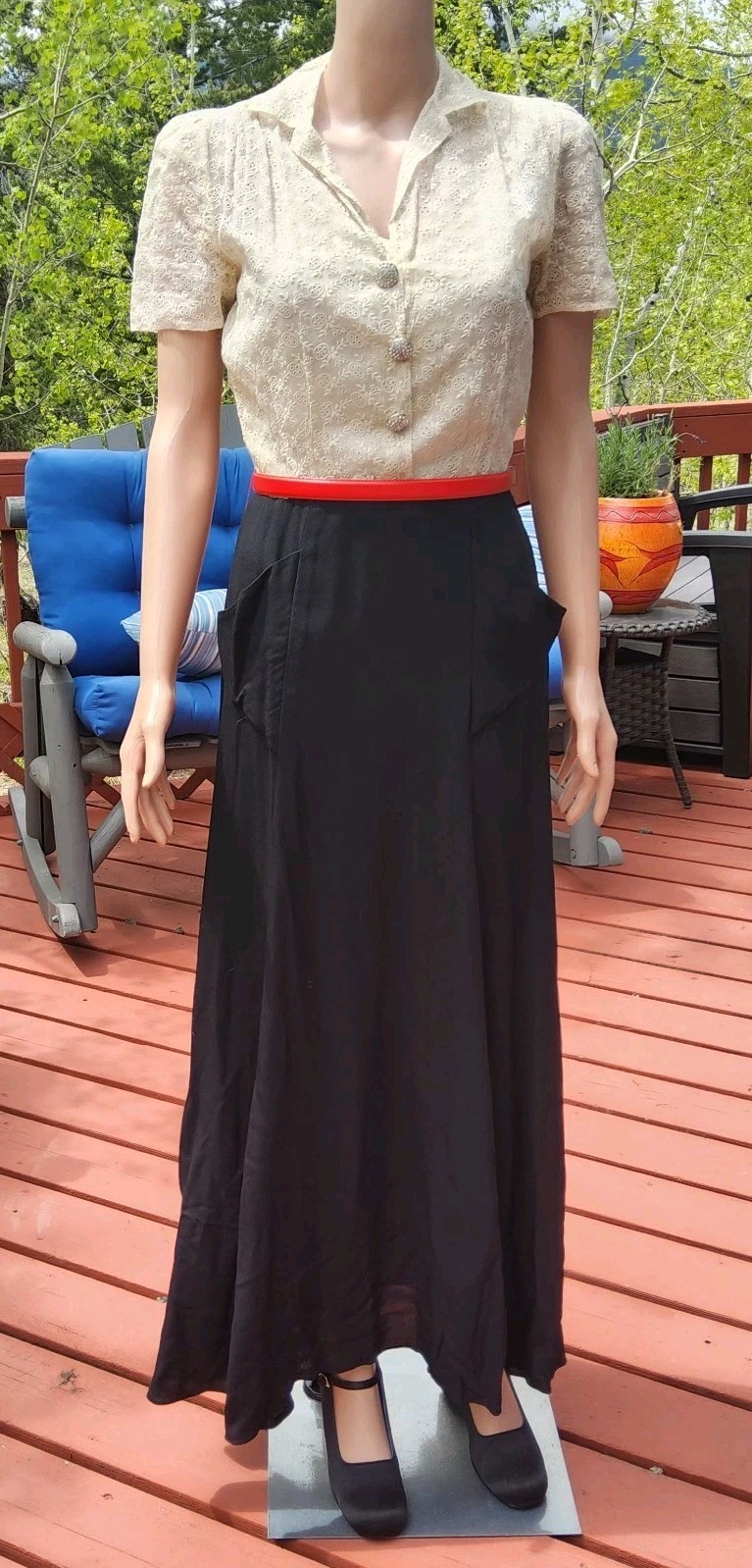 Vintage 1930s-40s Evening Gown Black Crepe And Ivory Eyelet Sm. -Please Read-