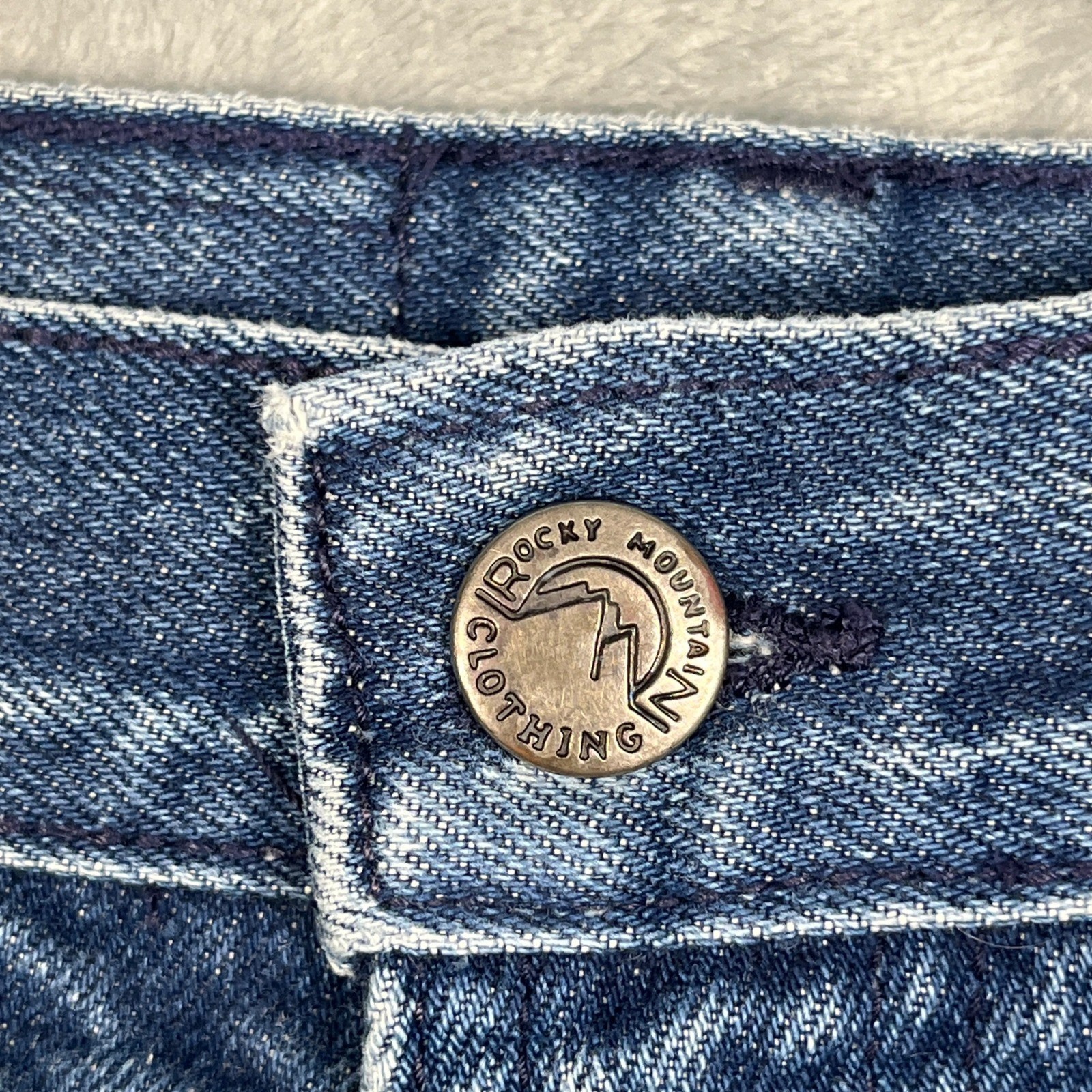 Vintage Rocky Mountain Jeans Bareback Women Blue Western High Rise Yoke 27/5