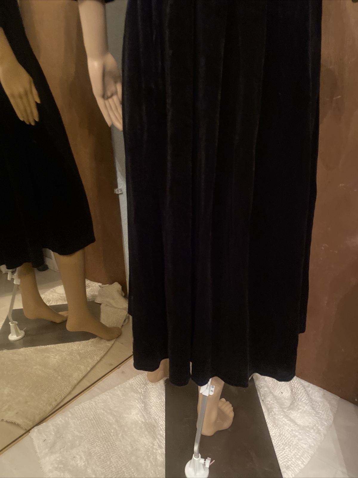 Vintage Long Black Velvet Dress Lace Collar By Paquette Too! Size 12