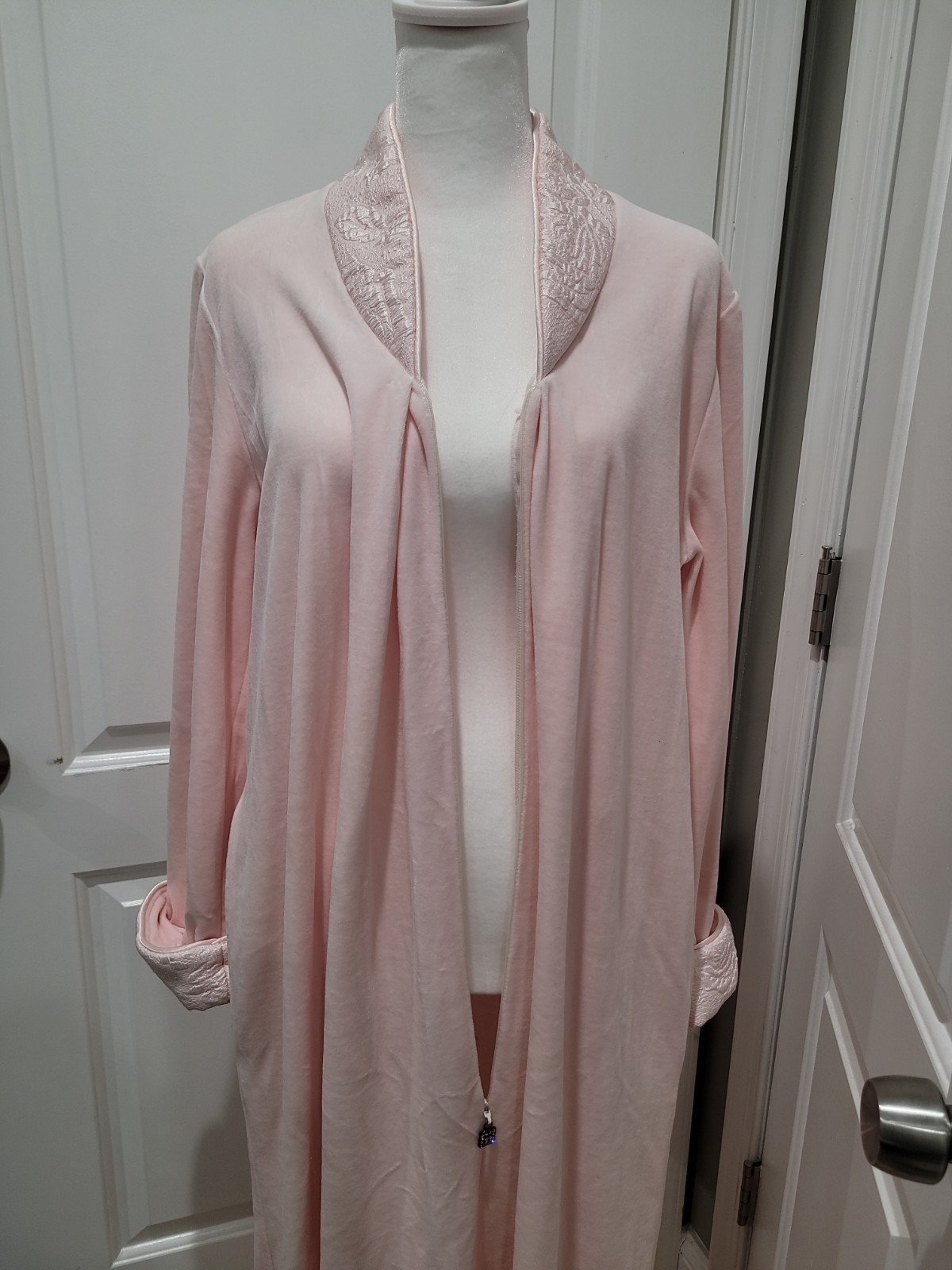 VTG Diamond Tea Women Size S Luxury Vtg Robe Nightgown Pink Velvet Zip
