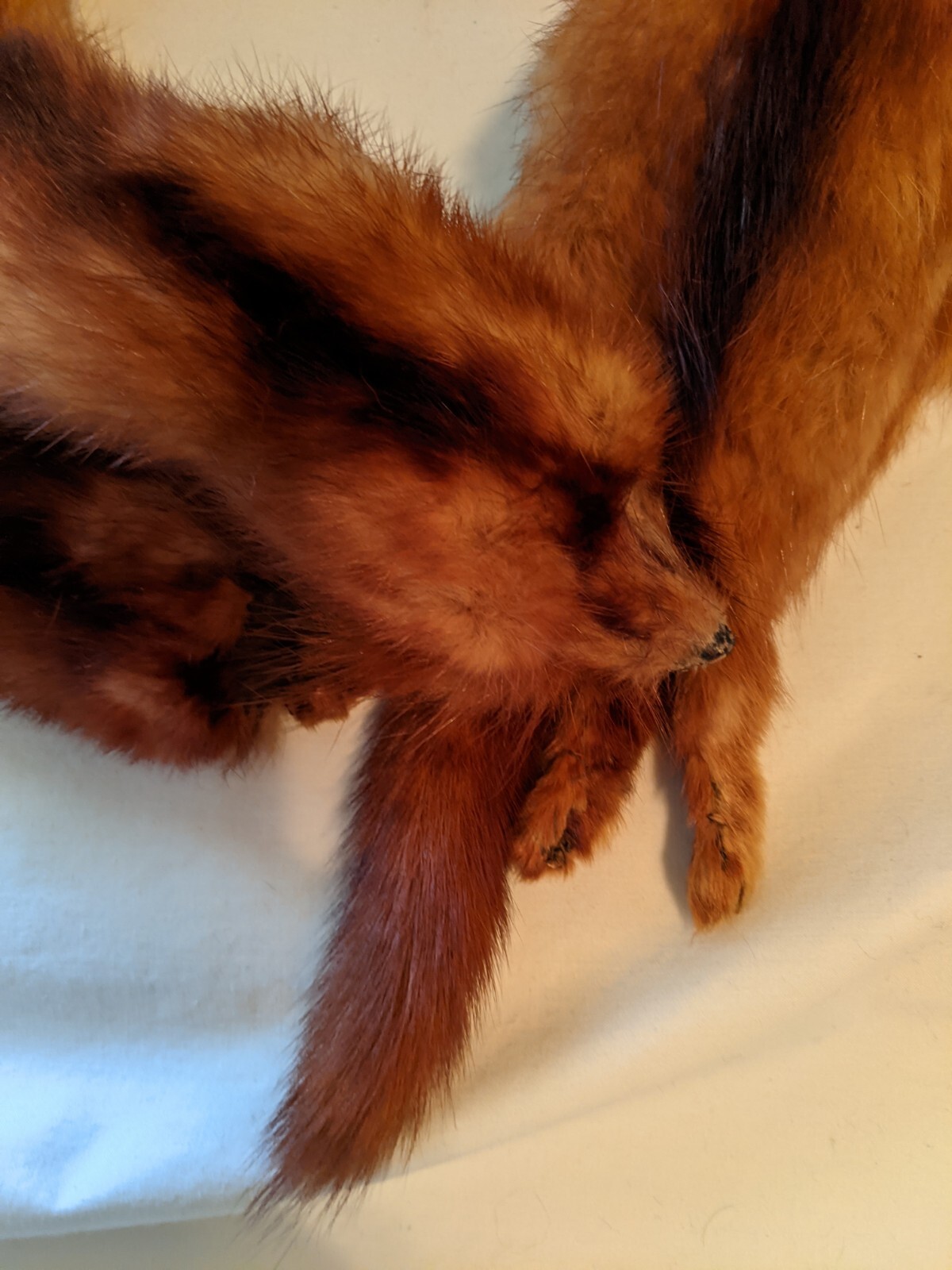 Vintage 6 Pelt Mink Fur Stole Scarf Shaw 44 inches Long Mouth Clasp Or Button
