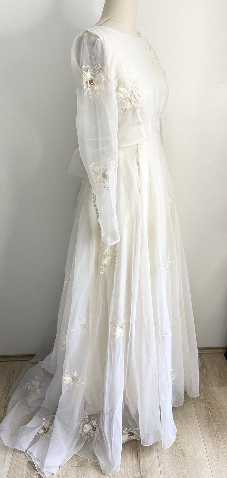SATIN LACE Sz XXS (AU 4 – 6)Vintage 1950s Ivory BRIDAL WEDDING DRESS GOWN Sleeve