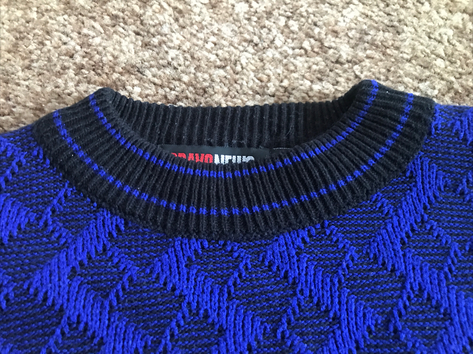Vintage Women’s Sweater Large 80s 90s Geometric Blue Black Oversized Guam