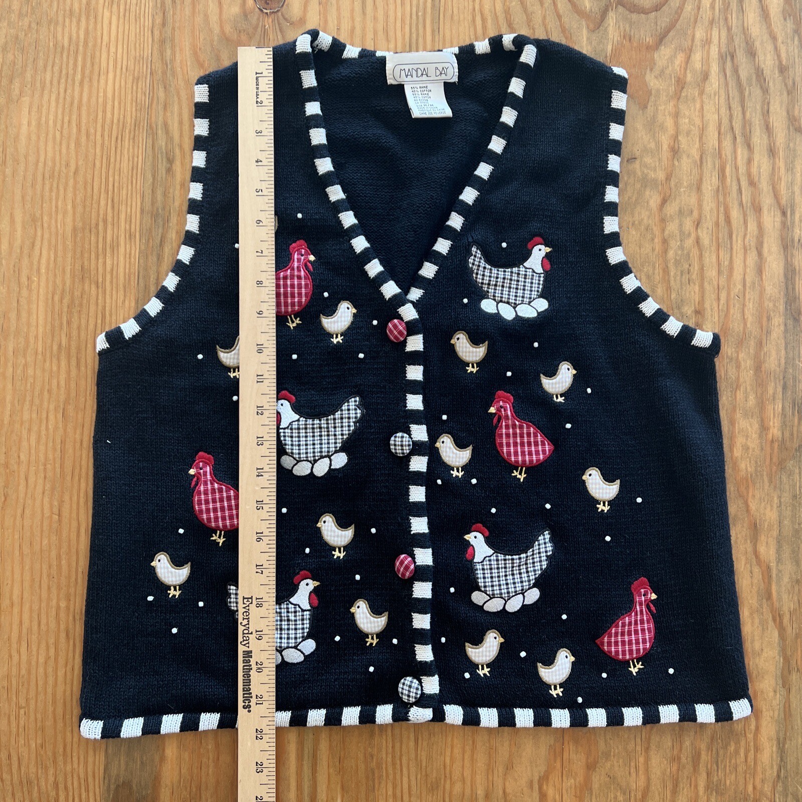 Mandal Bay Womens Size M Vintage Knitted Chicken Vest Black & White Chicks Eggs