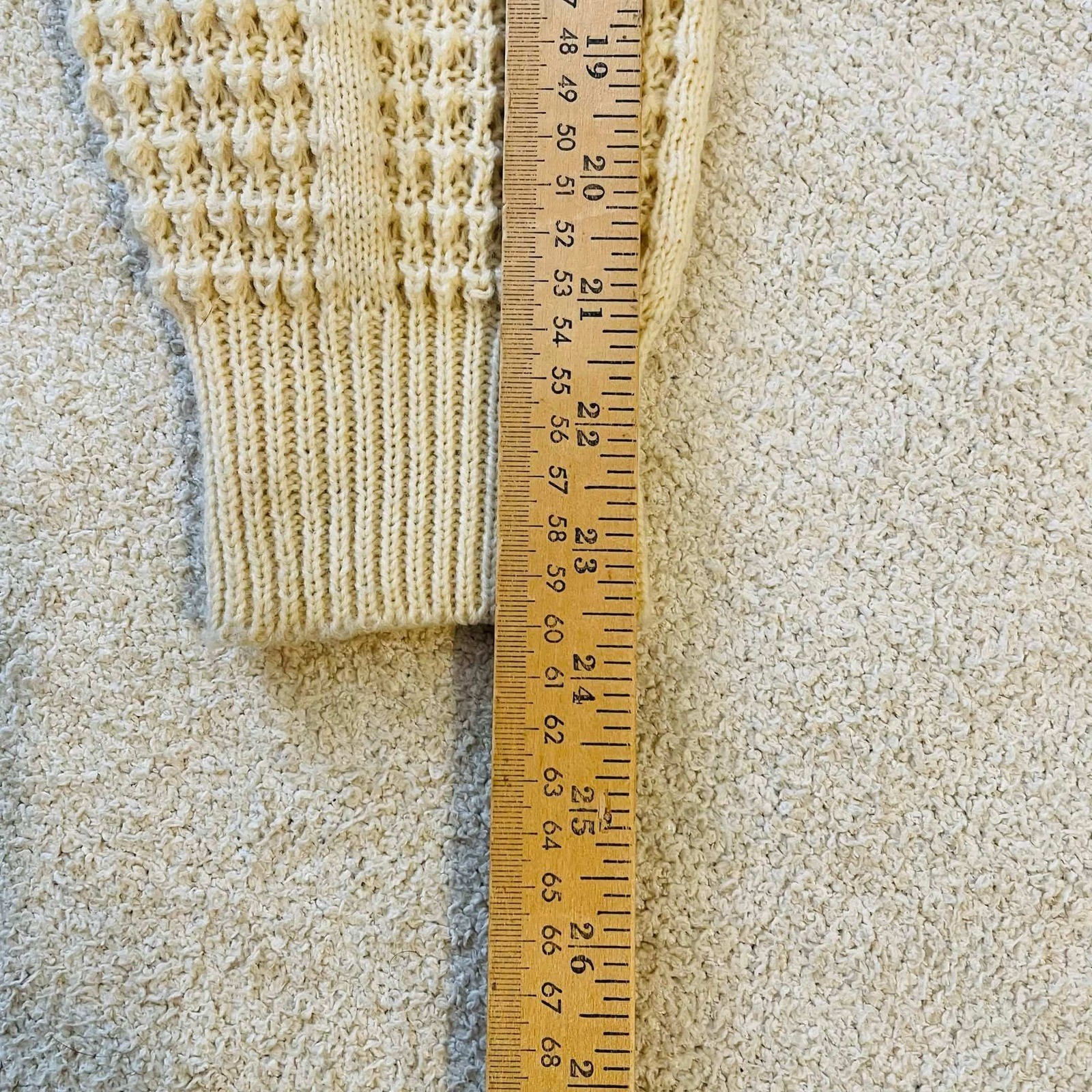 Vintage Saturdays Cream Knit Crew Neck Sweater Medium Acrylic Pullover 80s 1988