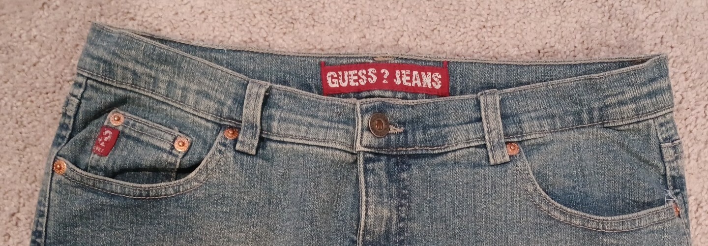 Vintage 80’s Guess?Jeans Skirt Denim Mini Size 30 Measures 28 1/2”