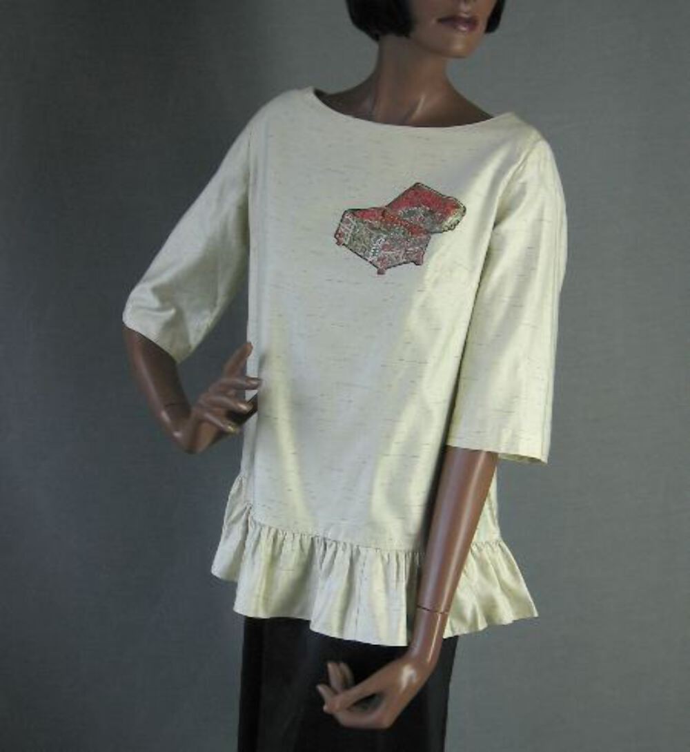 50s Top VTG 60s Women’s Blouse Trapeze Jeweled Treasure Chest Ruffle Edge Shirt