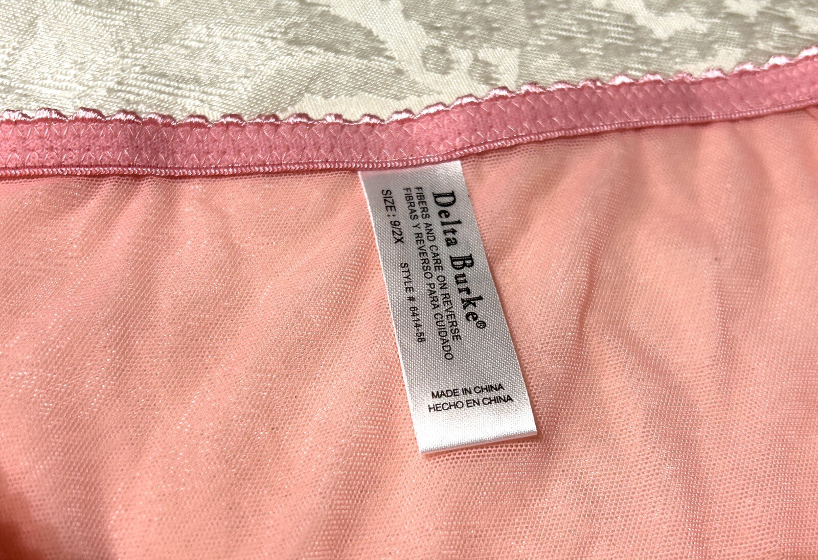 NWOT Vtg DELTA BURKE 6414 Embroidered Sheer Mesh Hipster 9/2X Pink Panties #108