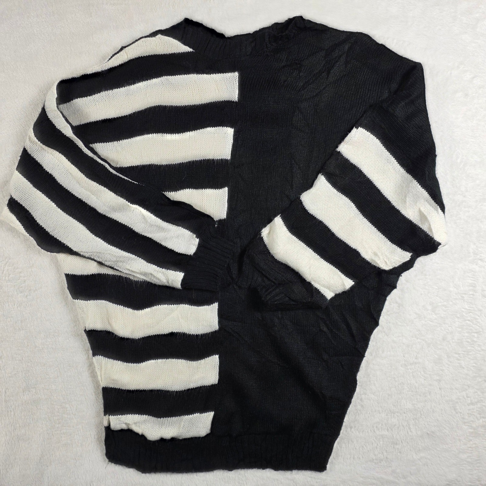 Teasers Knit Sweater Womens One Size Black White Striped Split Batwing Vintage