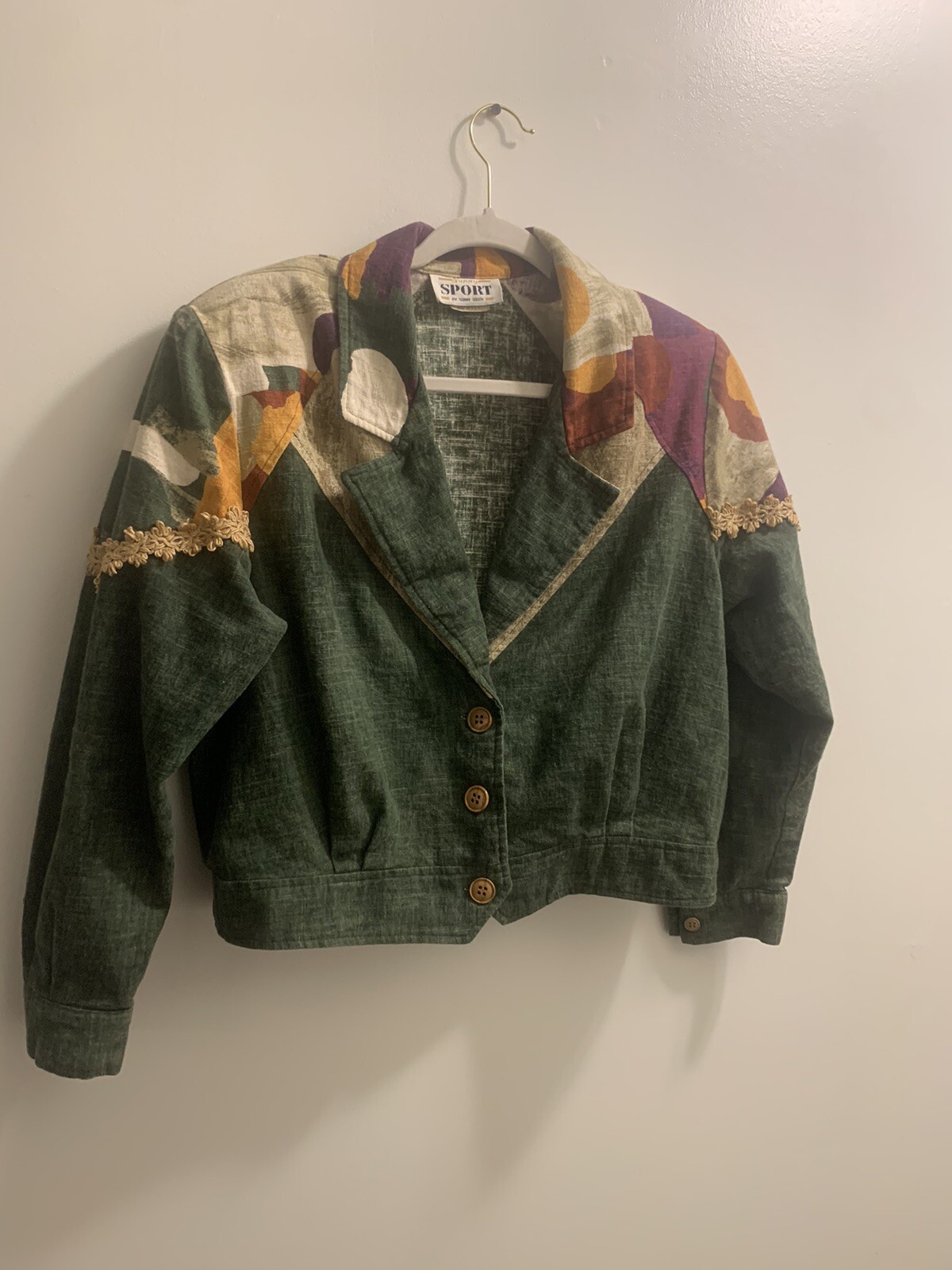 Women Vintage Early 90’s Crop Blazer. Sz 12 Green With Color Detail. SKU C12