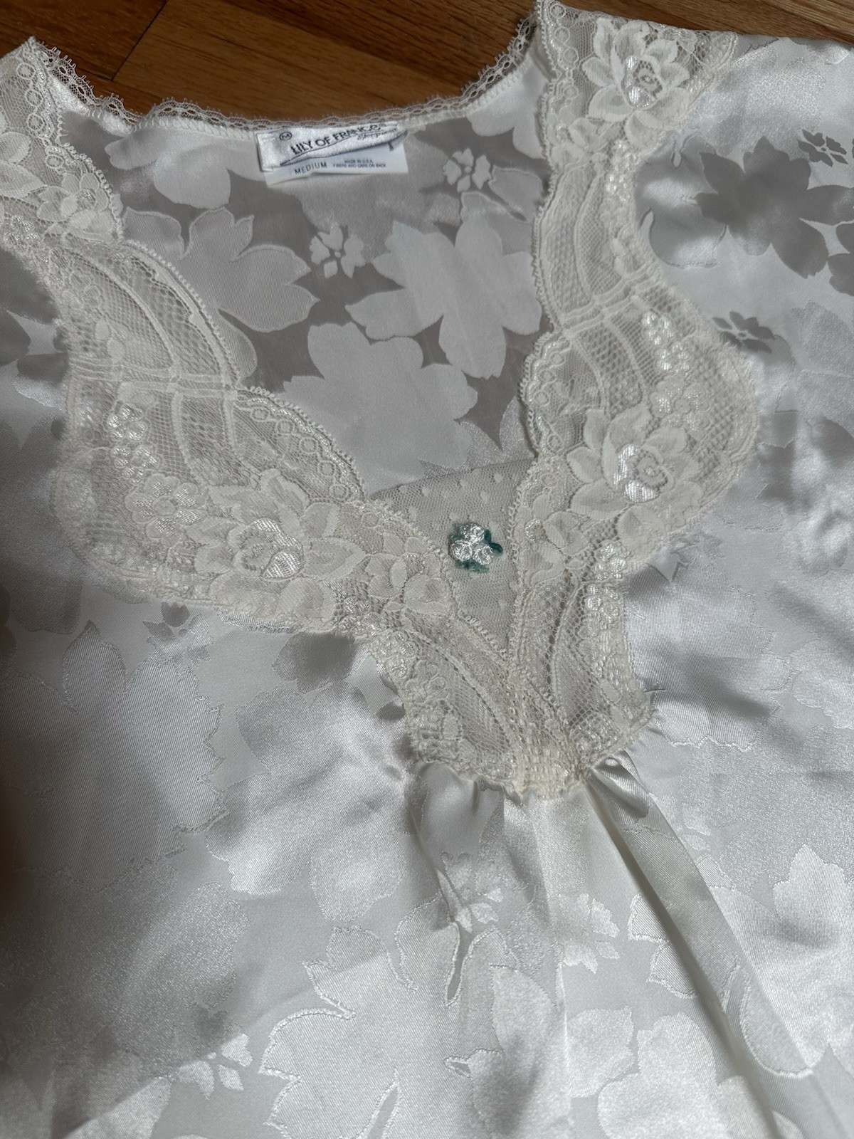 Vintage Lily of France Sleepwear Lace Top Size Medium White Floral