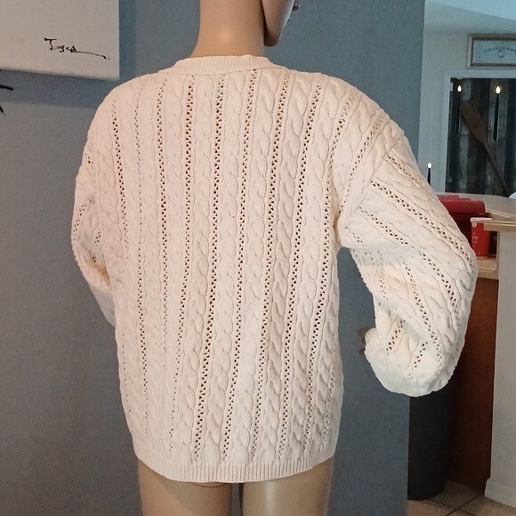 Christie & Jill vintage cableknit V-neck cream cardigan M