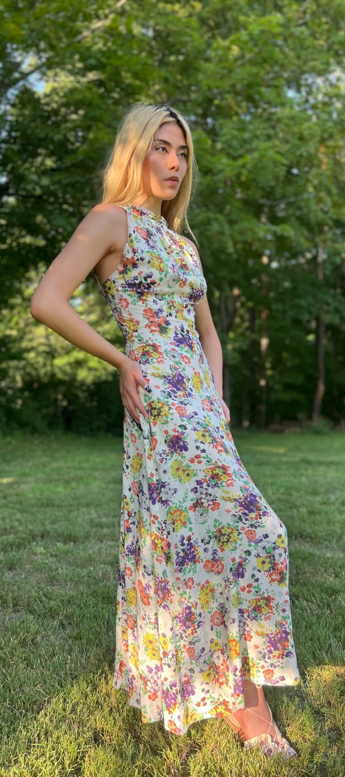 ALLURING 1930’S MULTI FLORAL RAYON DRESS W OPEN BACK