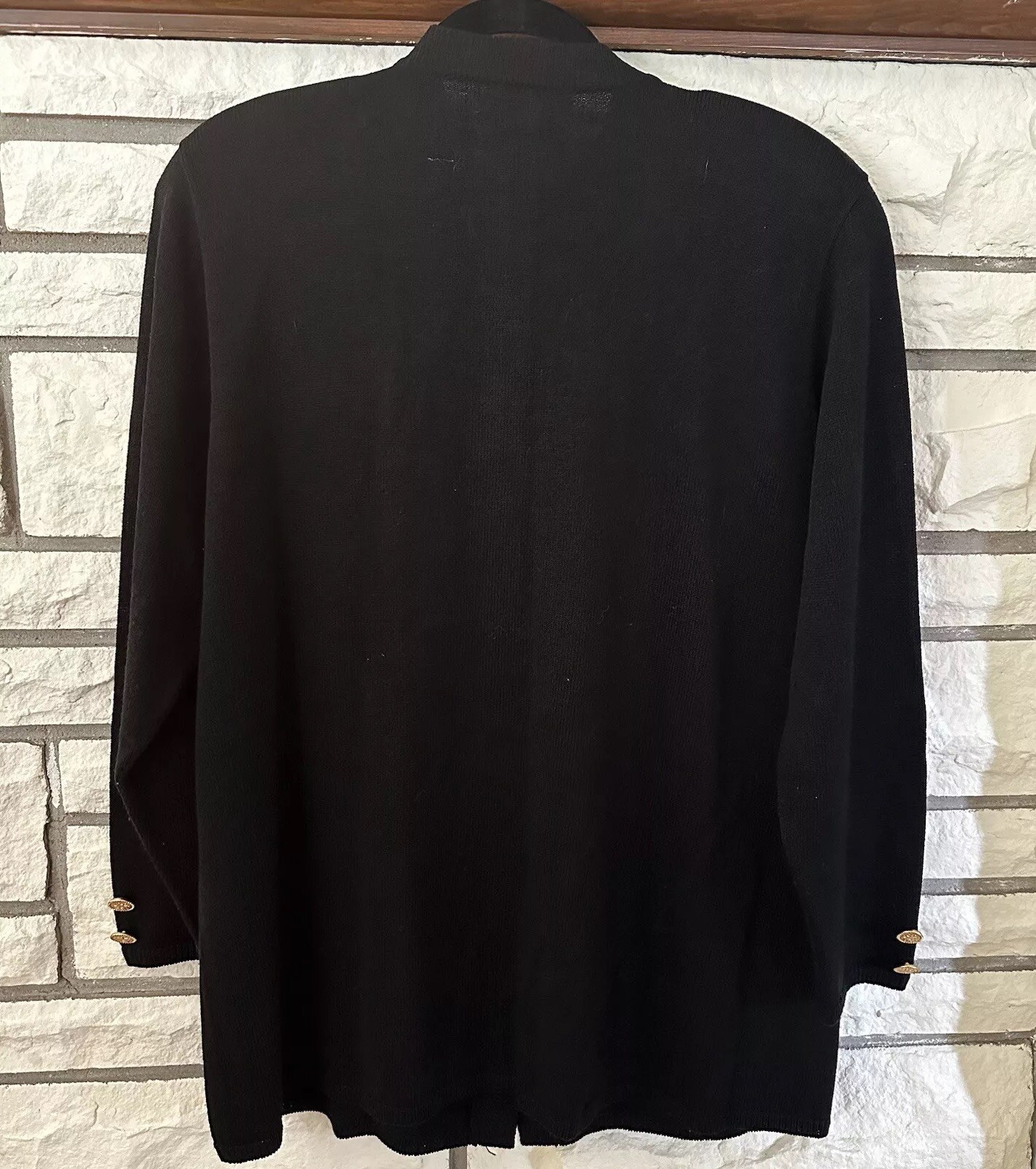 VTG Laura By Alyzia Women’s Black Long Sleeve Gold Buttons Sweater Jacket USA