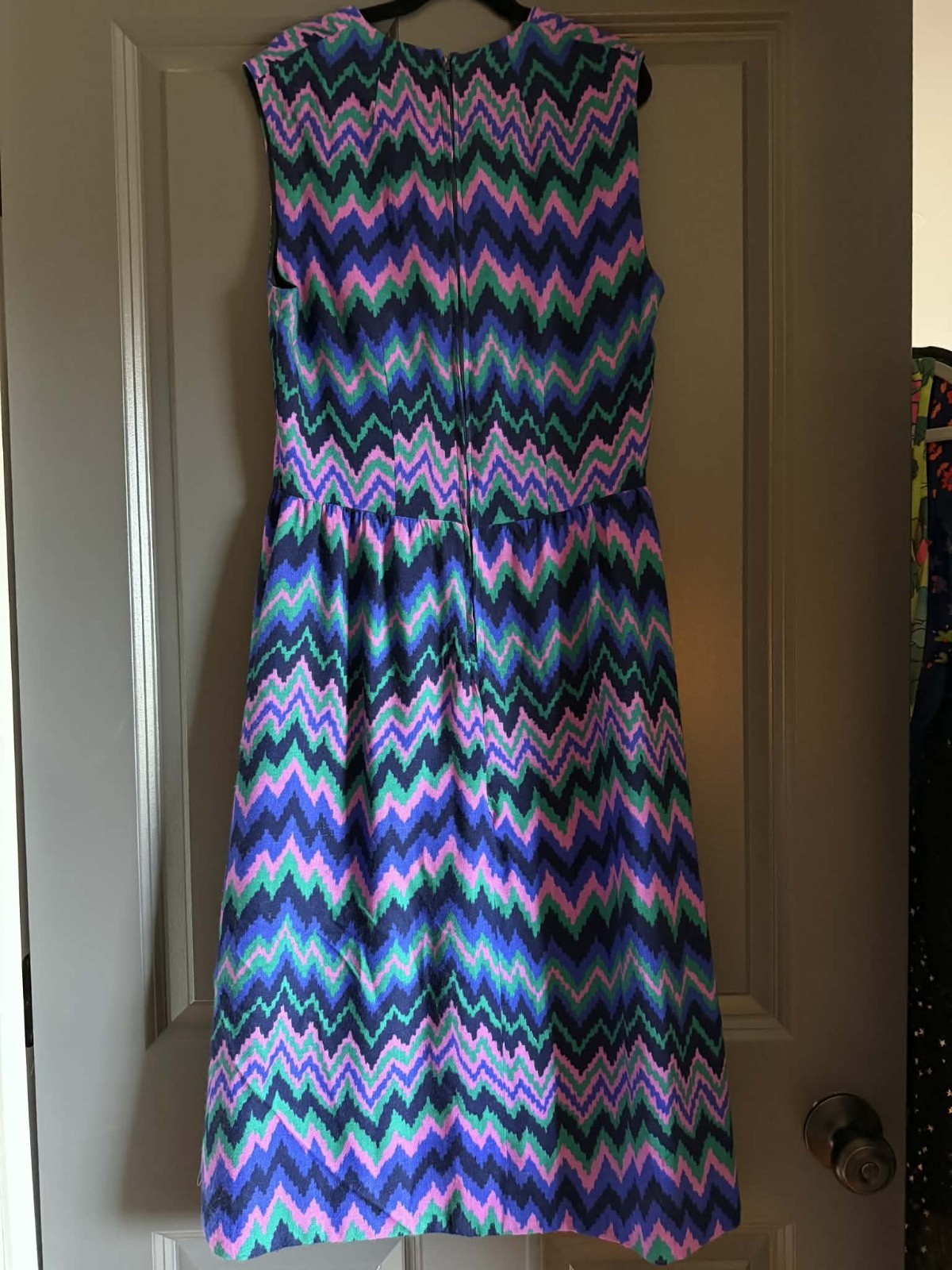 Early 1970s Mollie Parnis Boutique fit-and-flare chevron midi day dress — Small